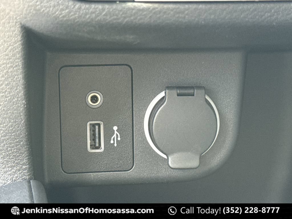 Certified 2023 Nissan Kicks S FWD image 33