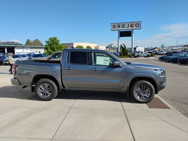 New 2026 Nissan Frontier SV w/ Tow Package AWD/4WD image 4