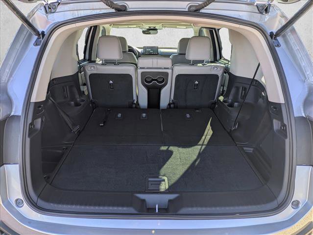 Used 2025 Honda Pilot Touring image 6