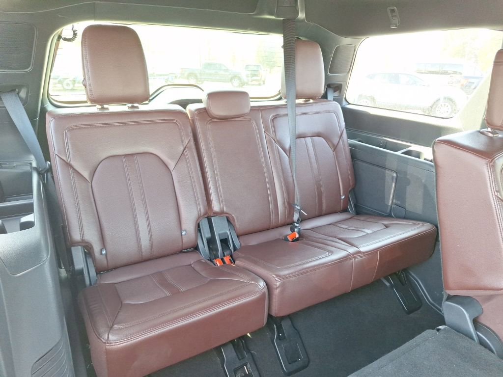Used 2024 Ford Expedition Limited image 23