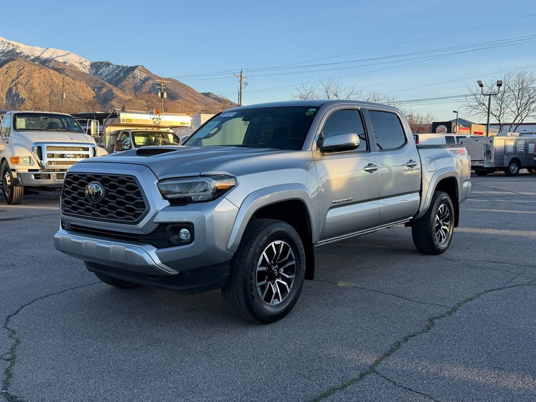 Used 2023 Toyota Tacoma TRD Sport w/ Advanced Technology Package AWD/4WD image 2