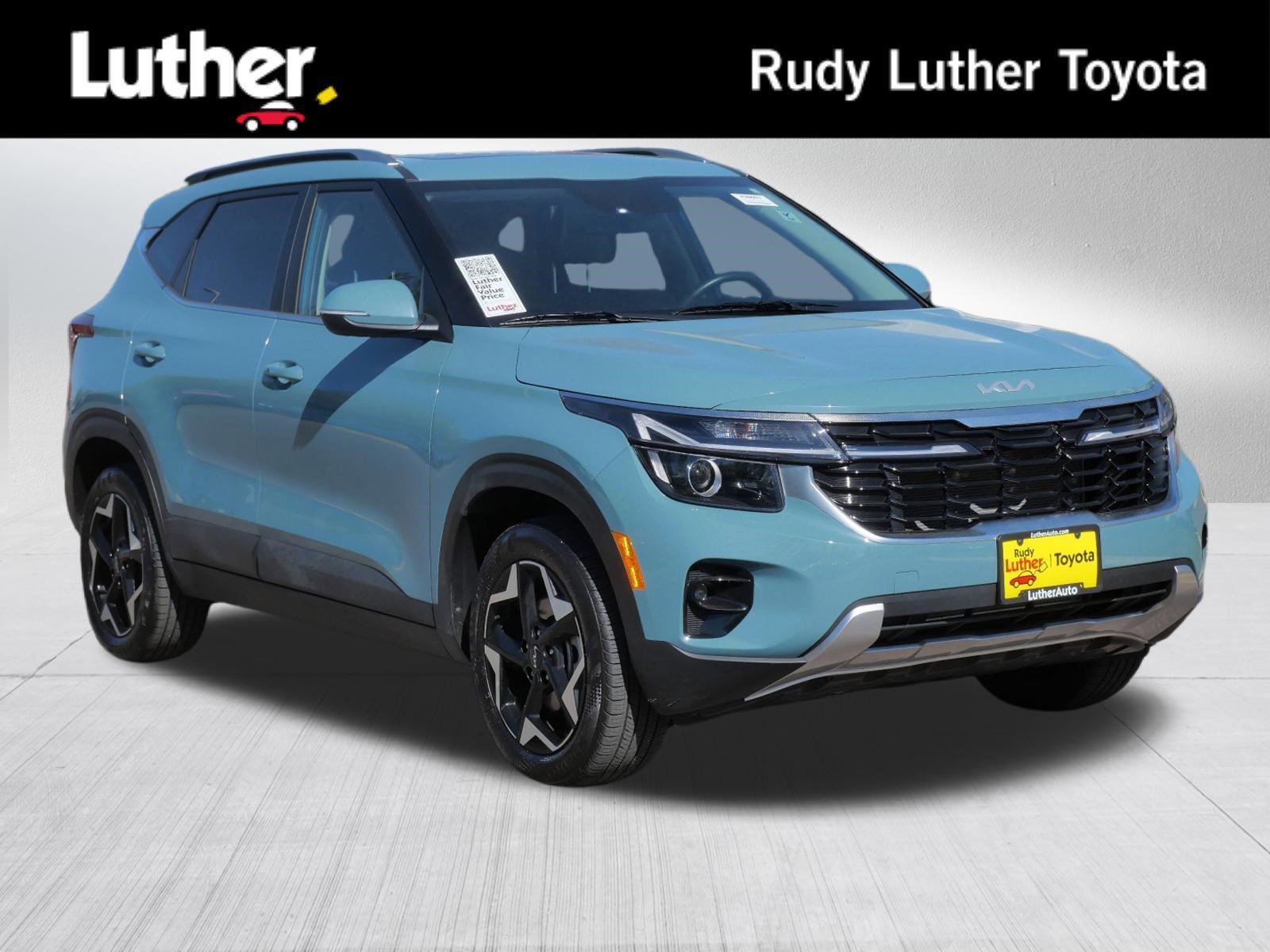 Used 2024 Kia Seltos EX