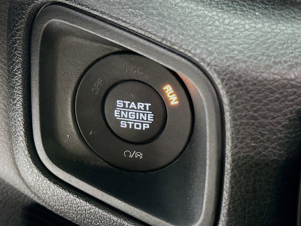 Certified 2024 Jeep Gladiator Sport AWD/4WD image 23