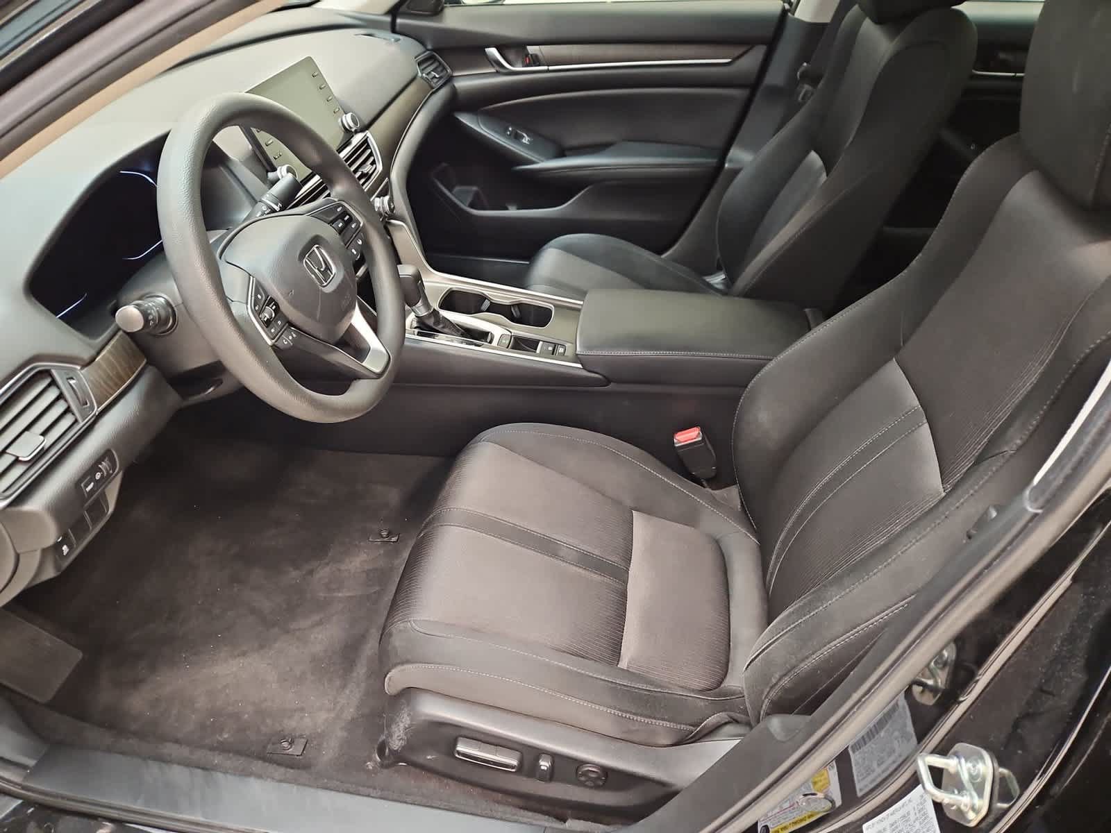 Used 2018 Honda Accord EX image 18