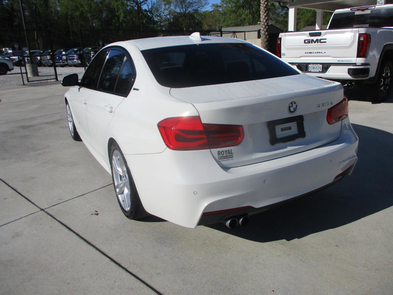 Used 2017 BMW 330e image 19