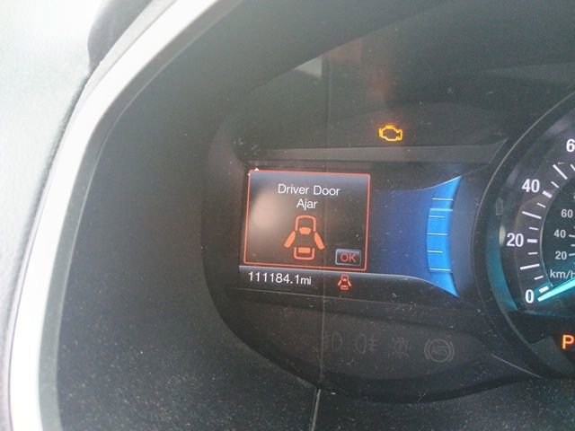 Used 2016 Ford Edge SEL w/ Equipment Group 201A image 2