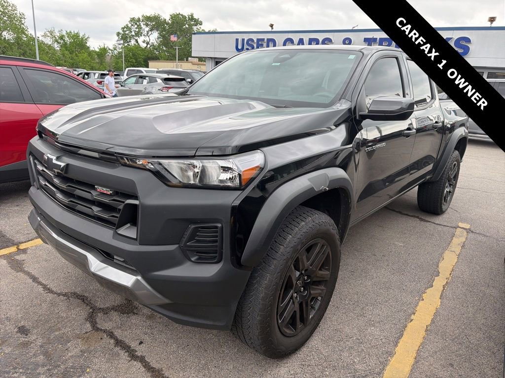 Used 2025 Chevrolet Colorado Trail Boss image 4