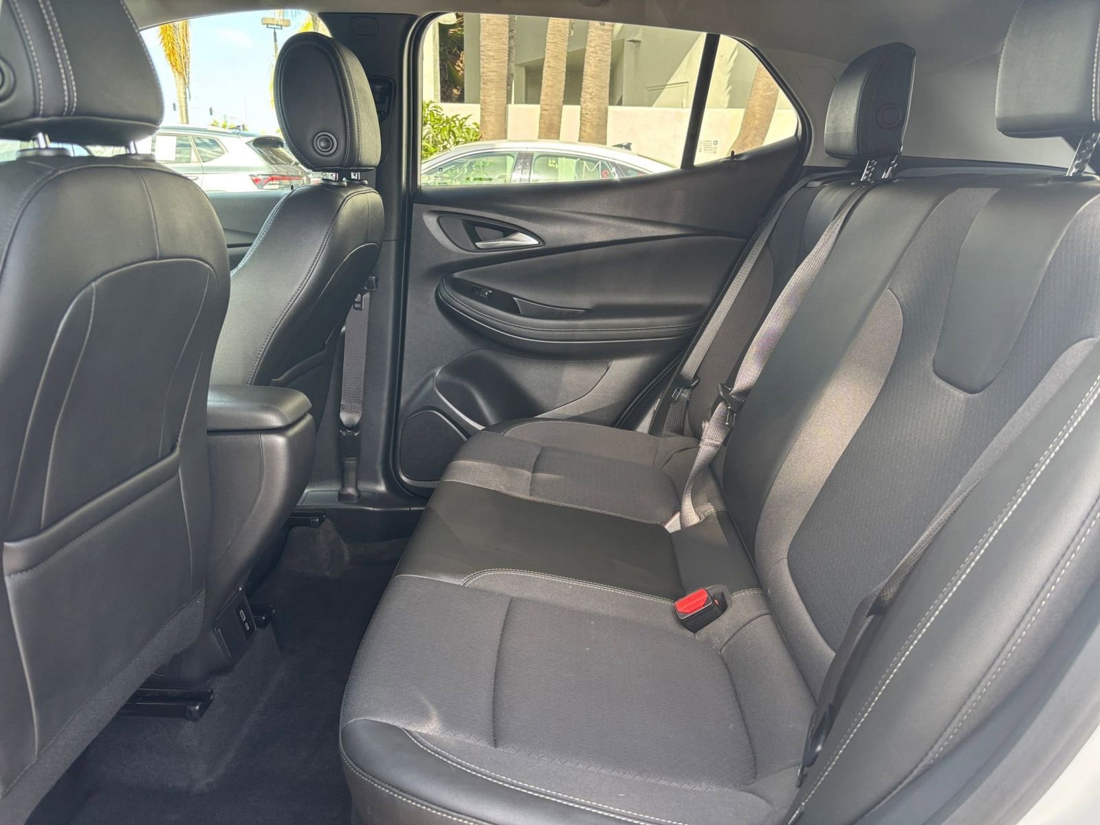 Used 2025 Buick Encore GX Preferred FWD image 24