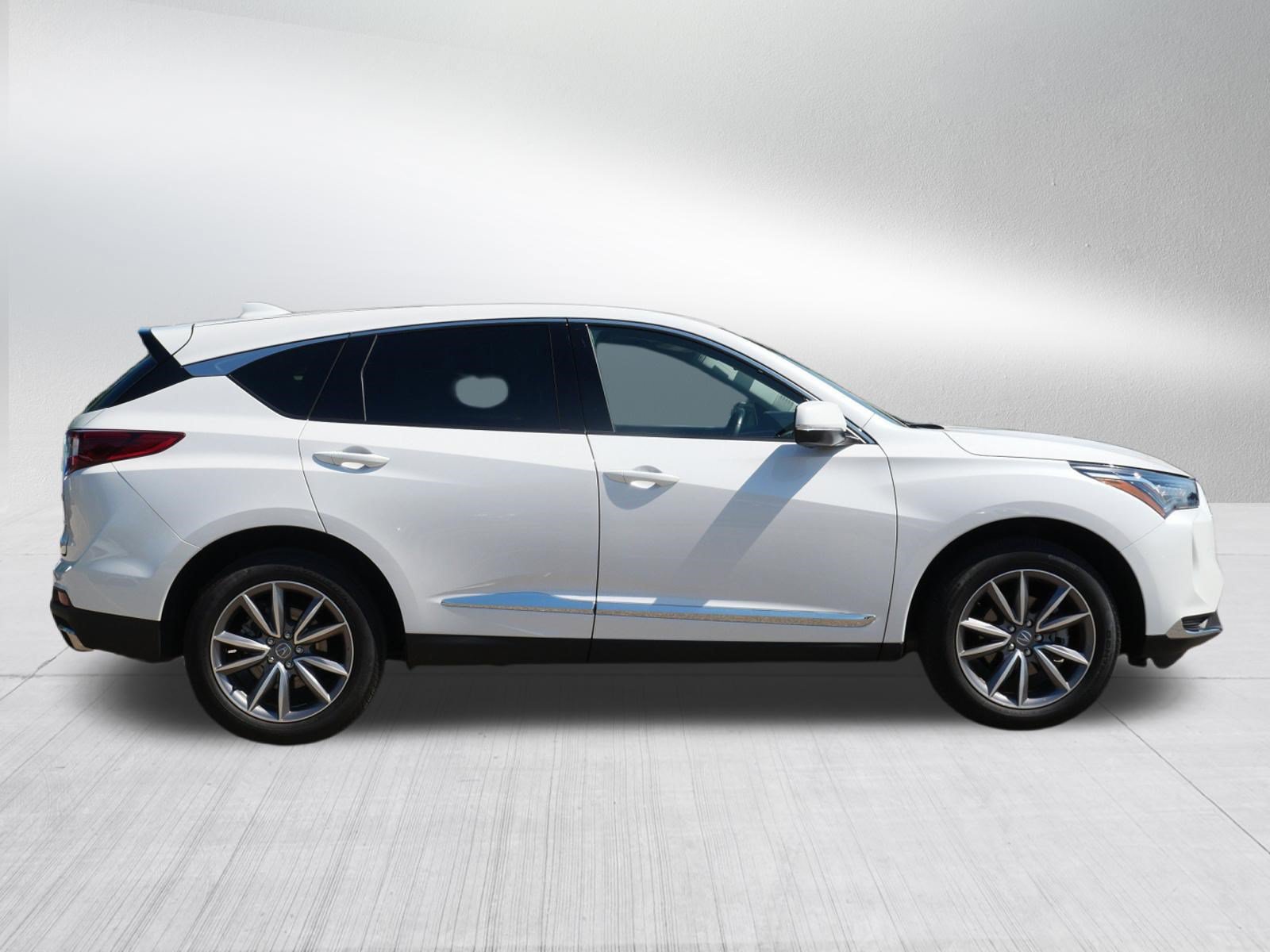 Used 2024 Acura RDX w/ Technology Package AWD/4WD image 8