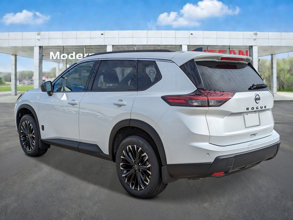 New 2026 Nissan Rogue Dark Armor FWD image 3