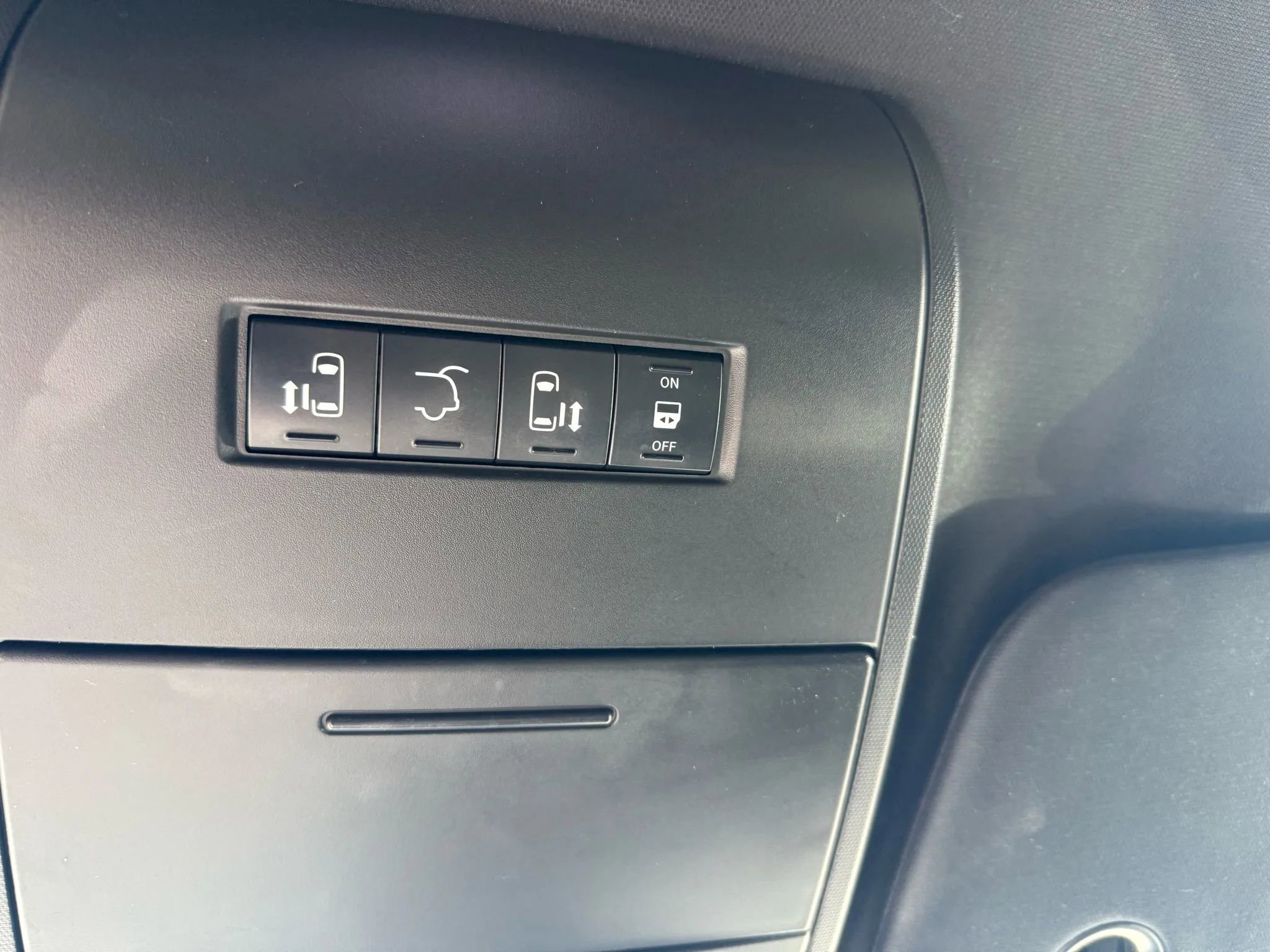 Used 2019 Dodge Grand Caravan GT image 19