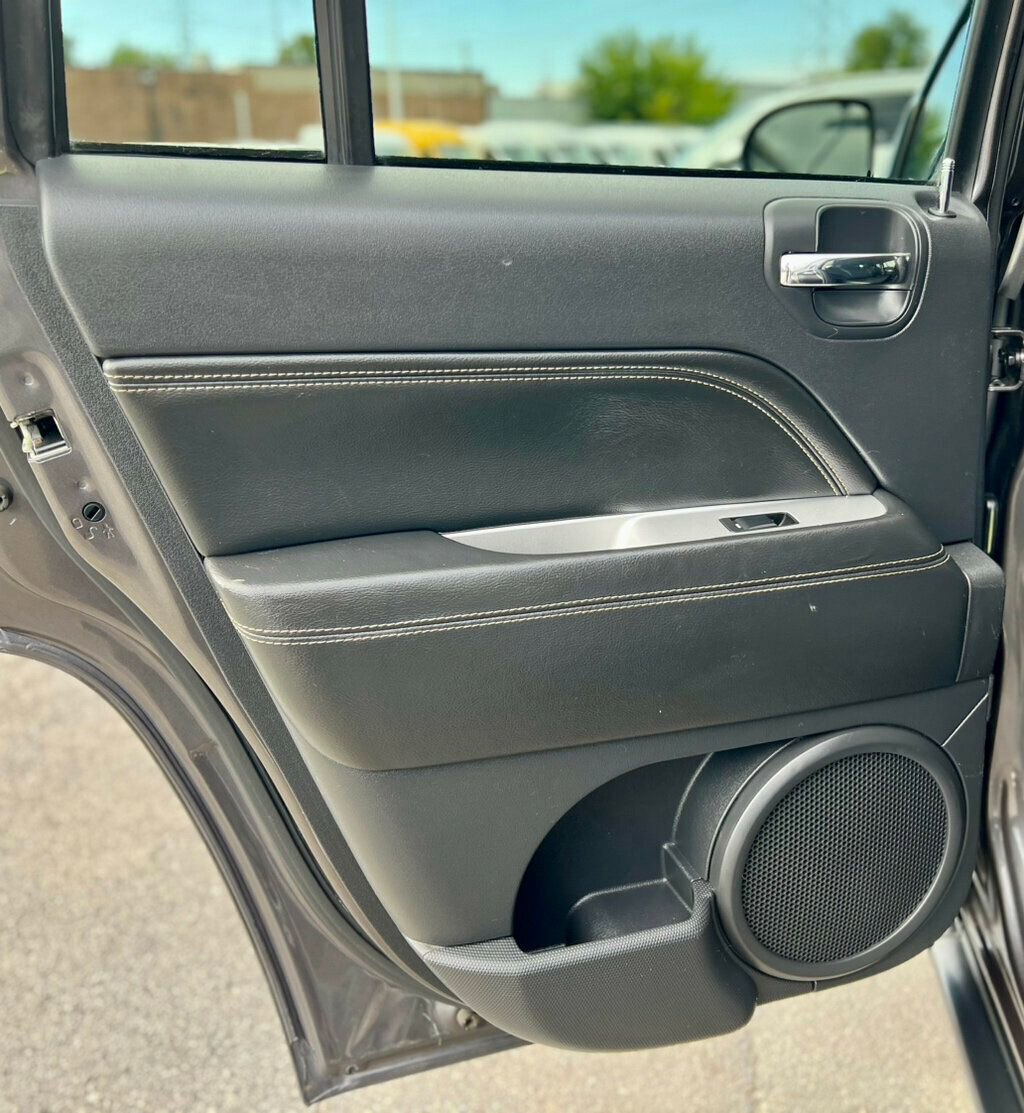 Used 2017 Jeep Compass High Altitude image 14