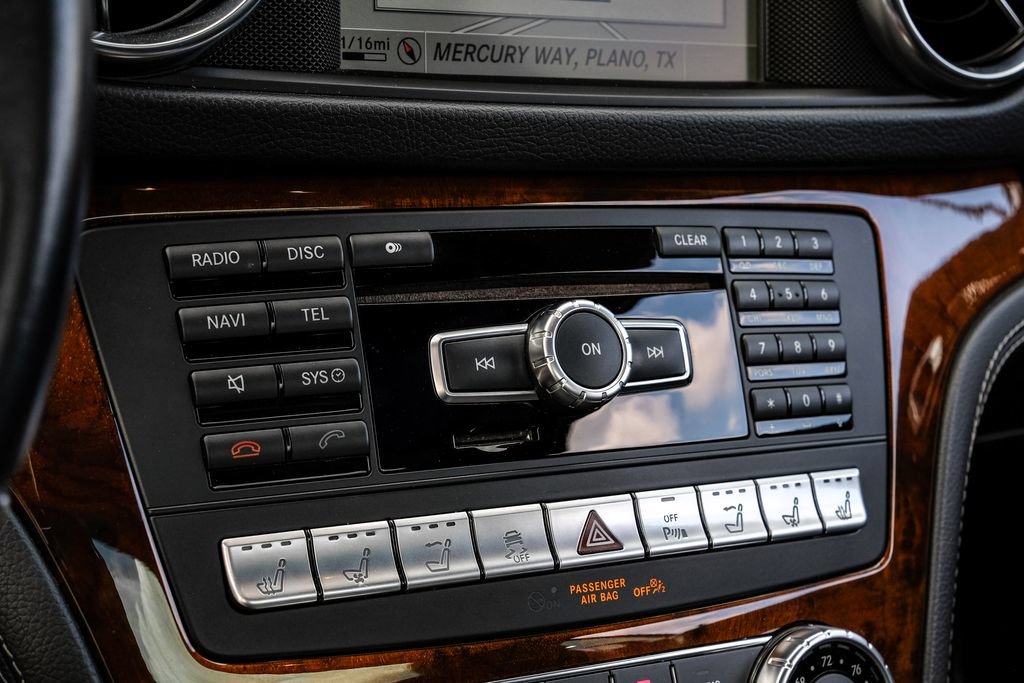 Used 2014 Mercedes-Benz SL 550 image 26
