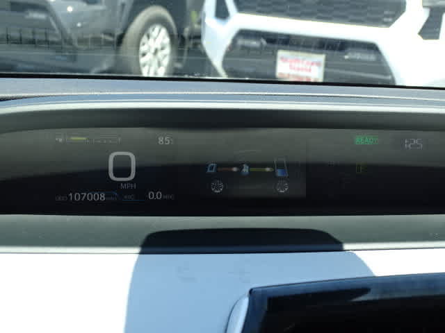Used 2022 Toyota Prius LE FWD image 24
