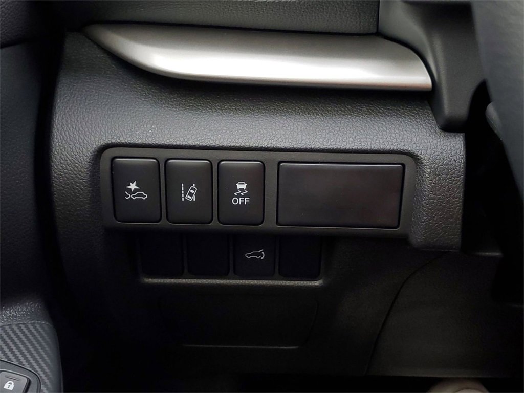 New 2025 Mitsubishi Eclipse Cross SE image 15