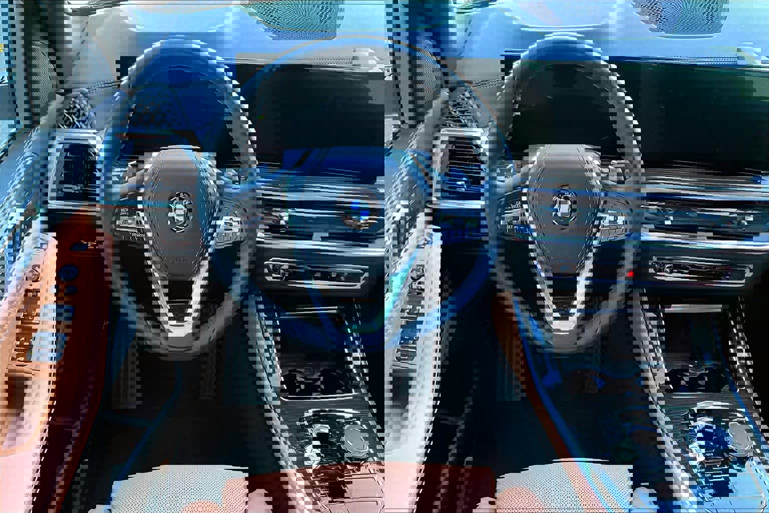 Used 2025 BMW X5 xDrive40i image 5