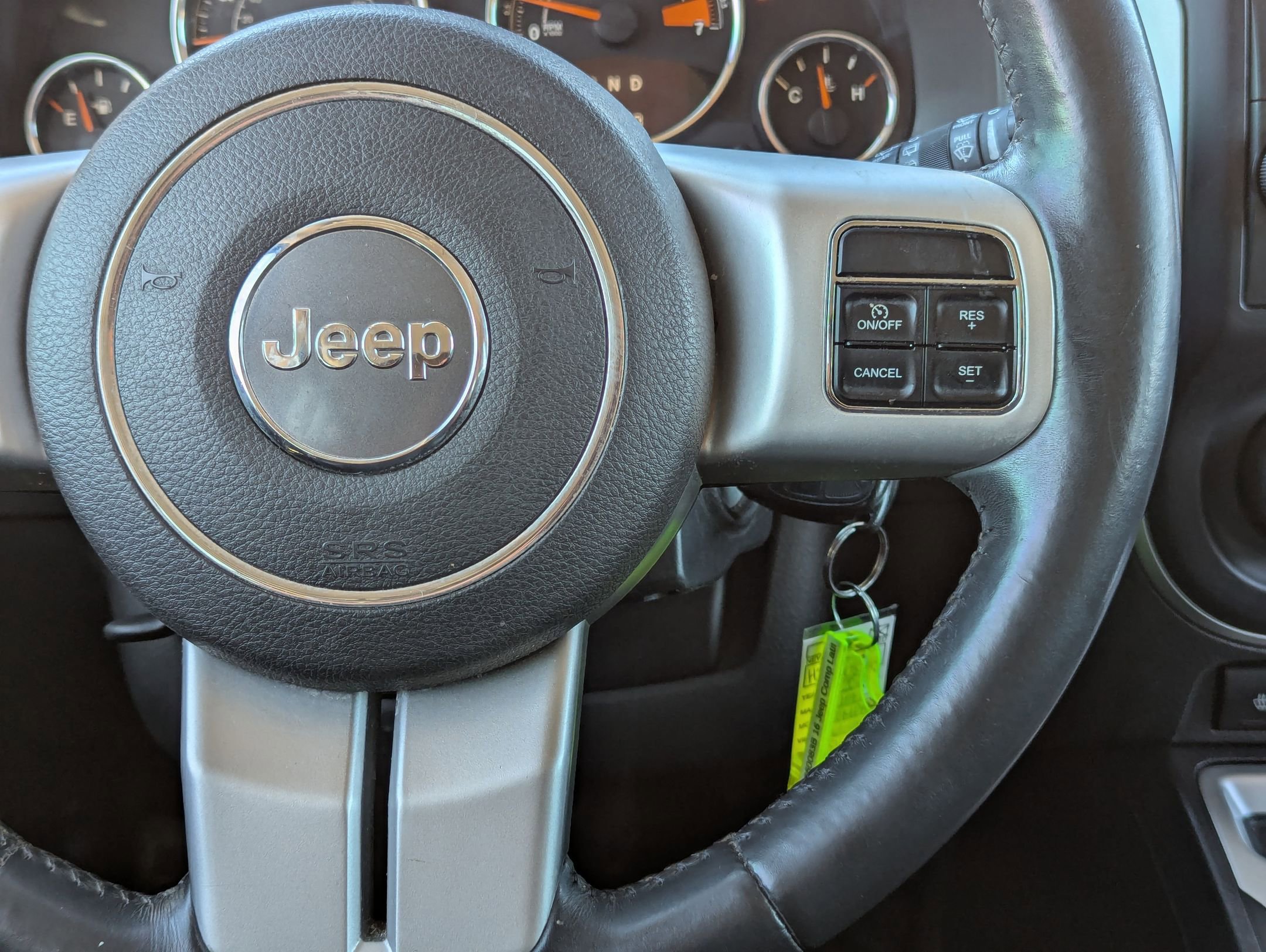 Used 2016 Jeep Compass Latitude image 21