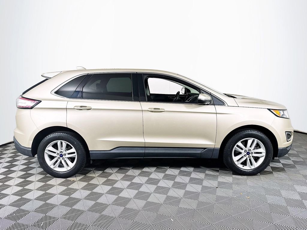 Used 2018 Ford Edge SEL AWD/4WD image 8