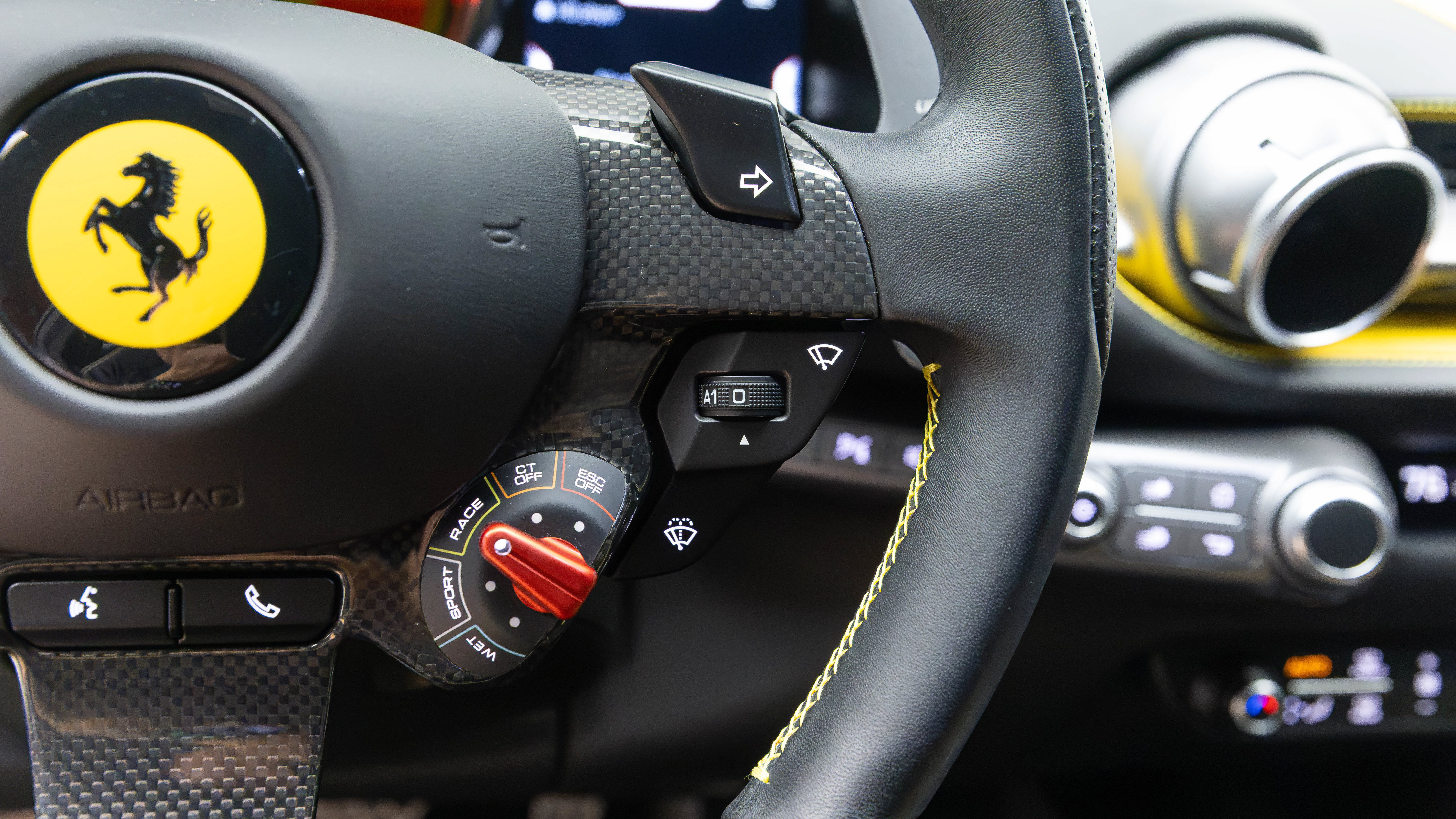 Used 2020 Ferrari 812 Superfast RWD image 25