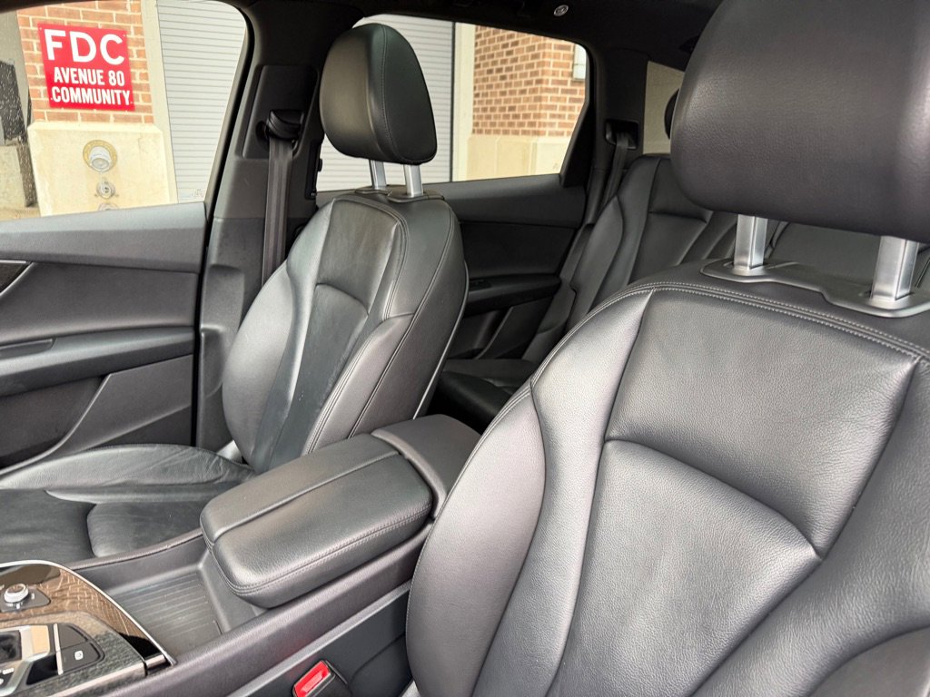 Used 2019 Audi Q7 3.0T Premium w/ Convenience Package AWD/4WD image 14