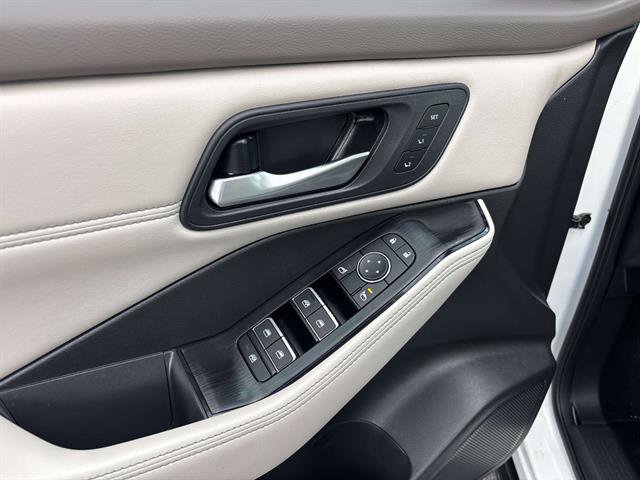 Certified 2023 Nissan Rogue SL image 19