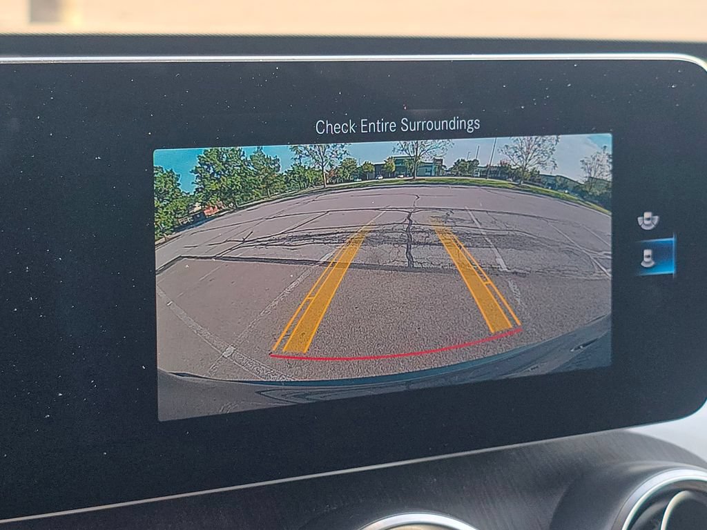 Used 2020 Mercedes-Benz GLC 300 4MATIC image 31