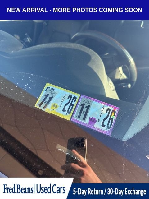 Used 2016 INFINITI QX80 Luxe w/ 22" Wheel Package image 4