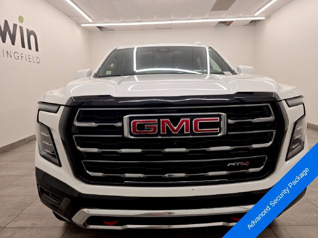 Used 2025 GMC Yukon XL AT4 w/ AT4 Premium Plus Package AWD/4WD image 8