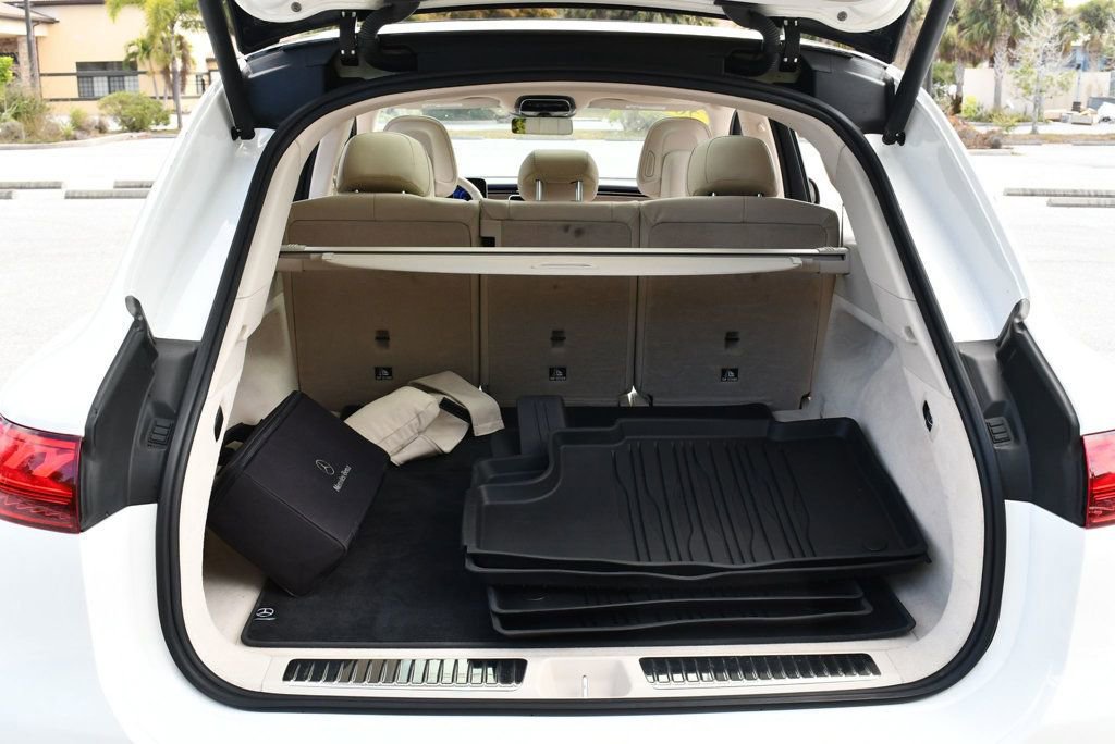 Used 2023 Mercedes-Benz EQS 450+ SUV image 47