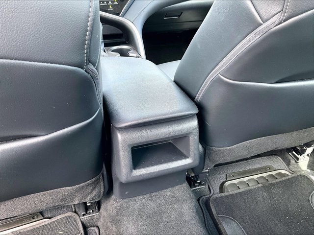 Used 2023 Toyota Camry SE FWD image 27