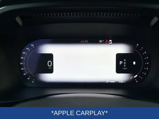 Used 2023 Volvo XC40 B4 Ultimate FWD image 9