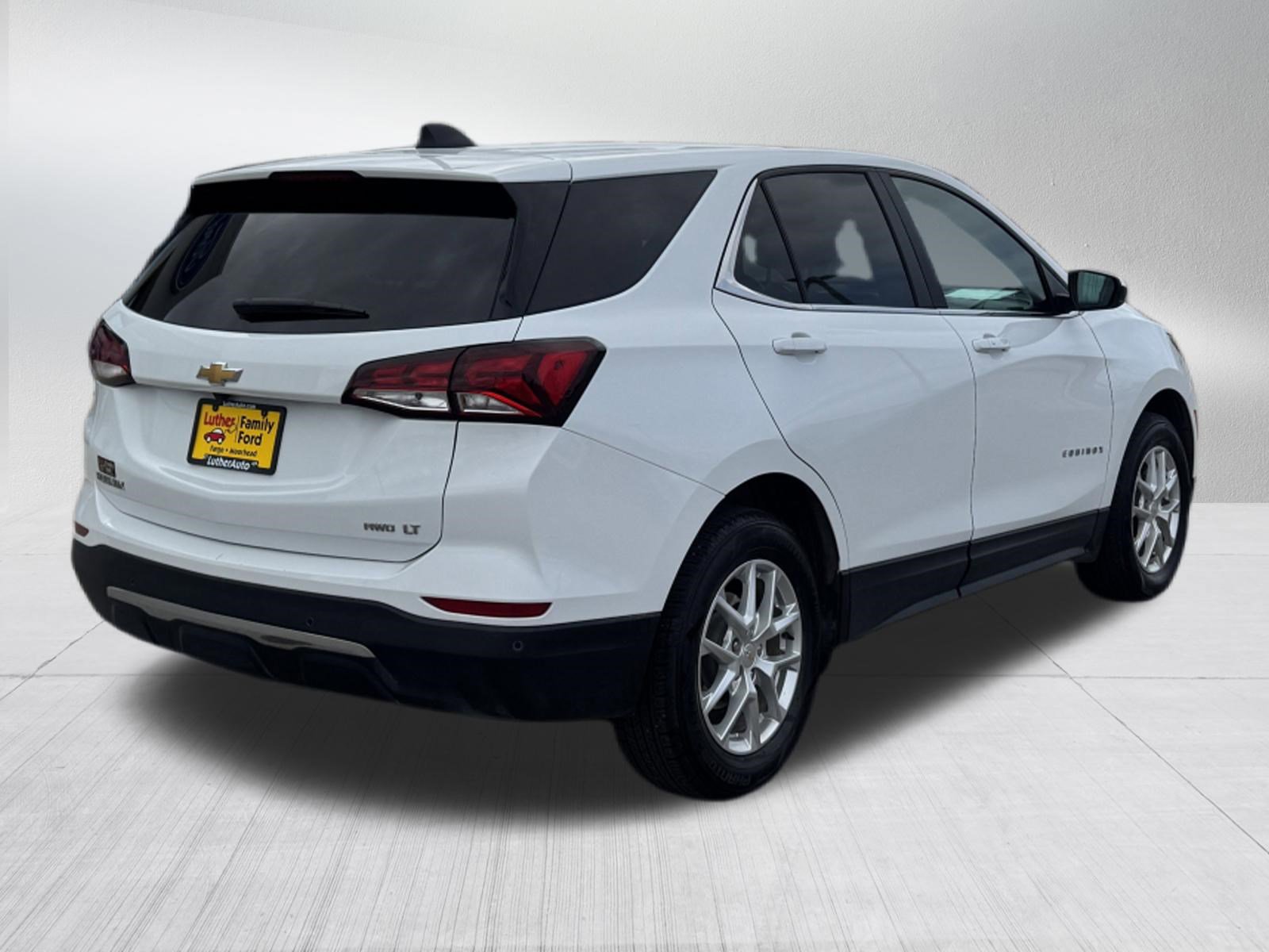 Used 2024 Chevrolet Equinox LT AWD/4WD image 7
