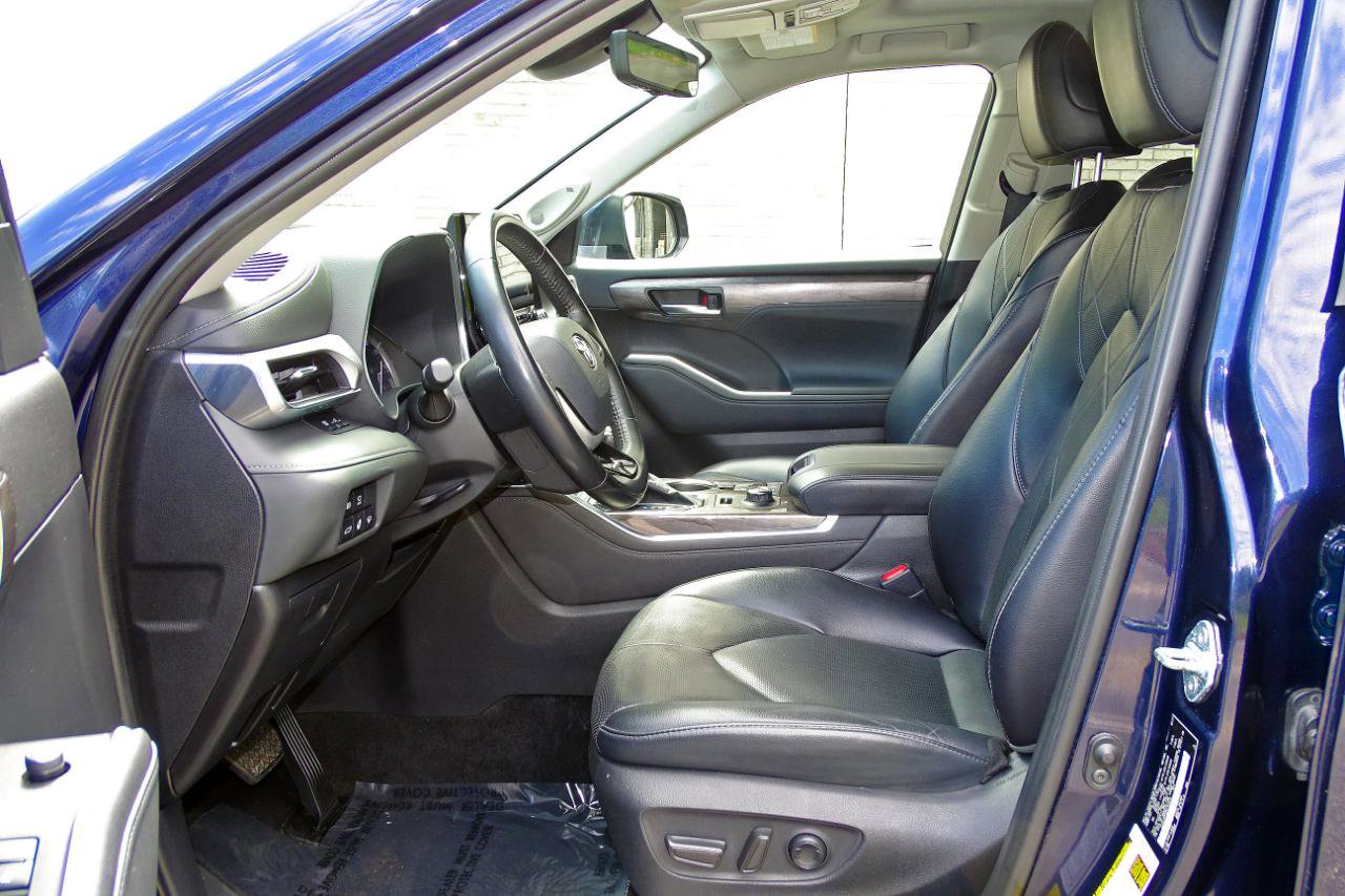Used 2022 Toyota Highlander Platinum AWD/4WD image 11