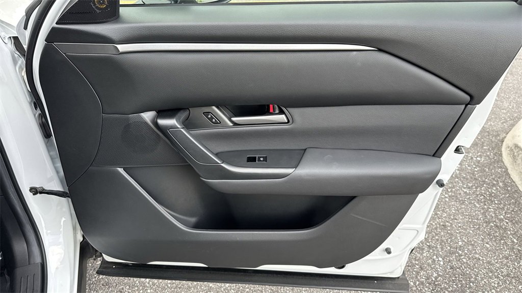 Certified 2025 MAZDA CX-50 AWD 2.5 S w/ Select Package image 44