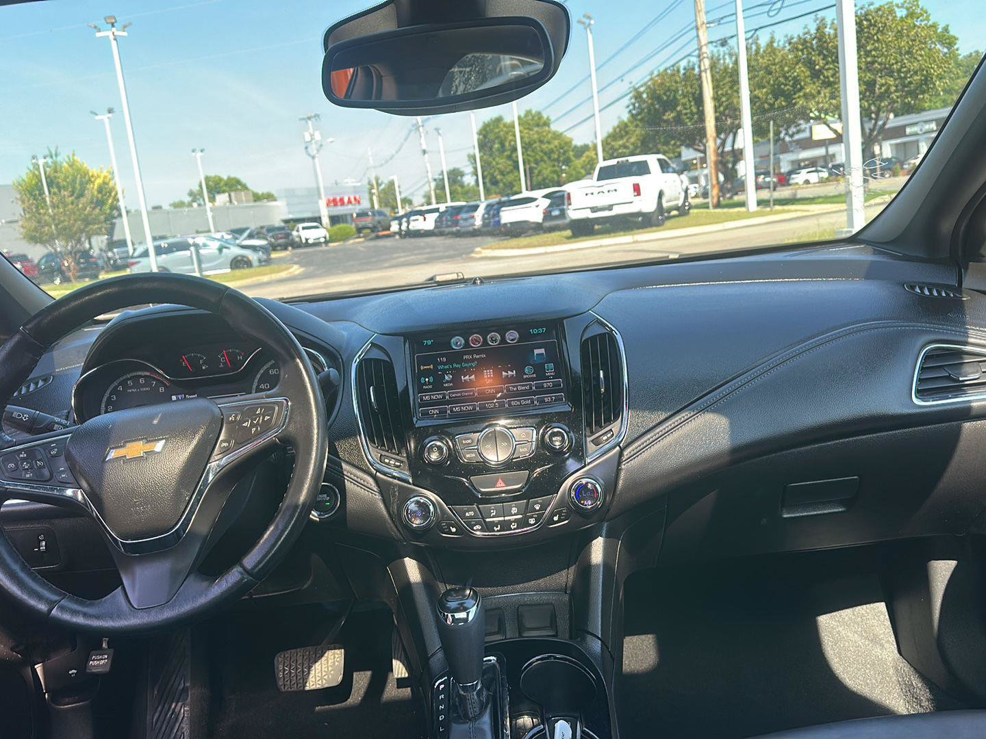 Used 2016 Chevrolet Cruze Premier FWD image 11