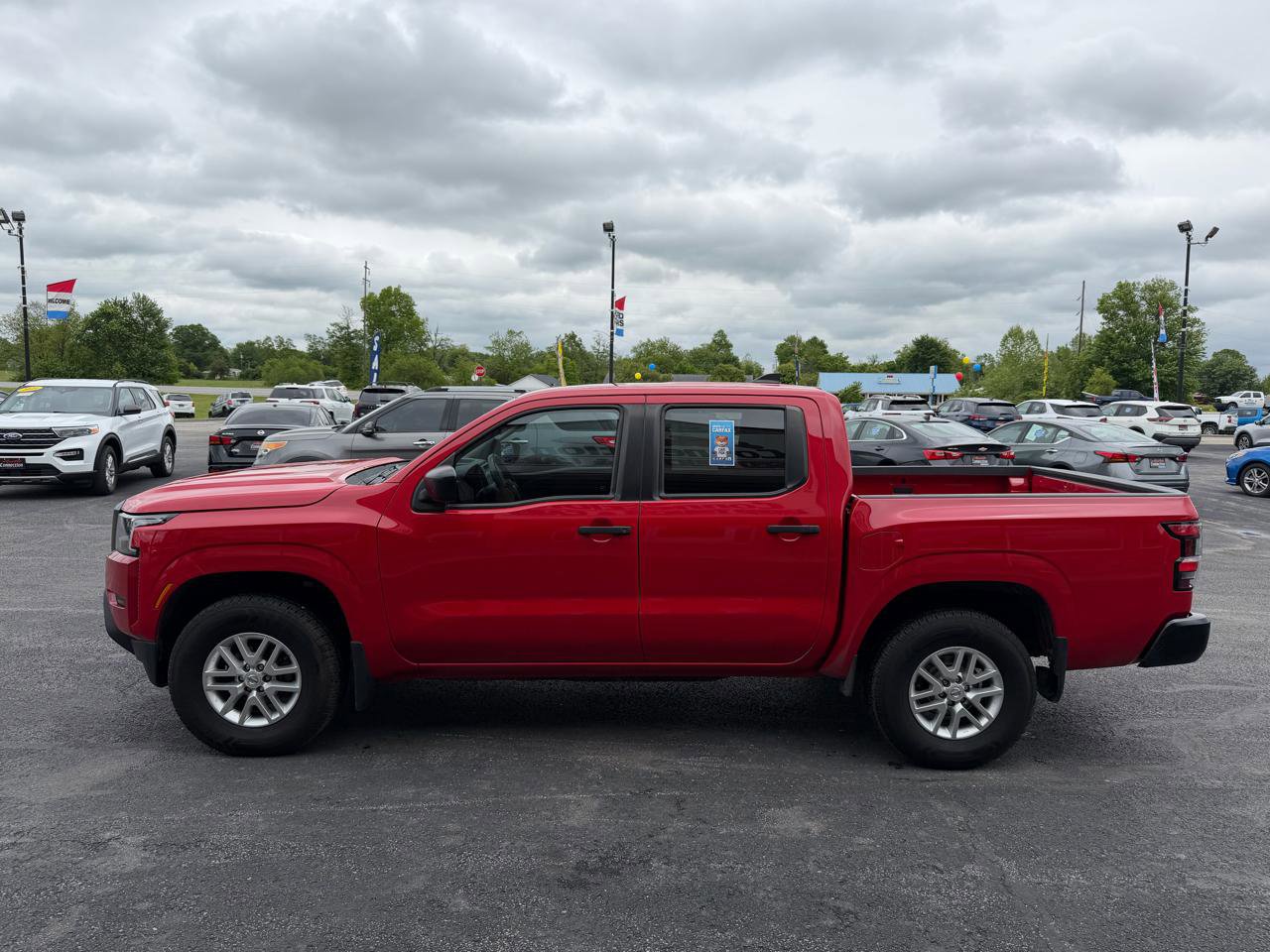 Used 2022 Nissan Frontier S AWD/4WD image 8