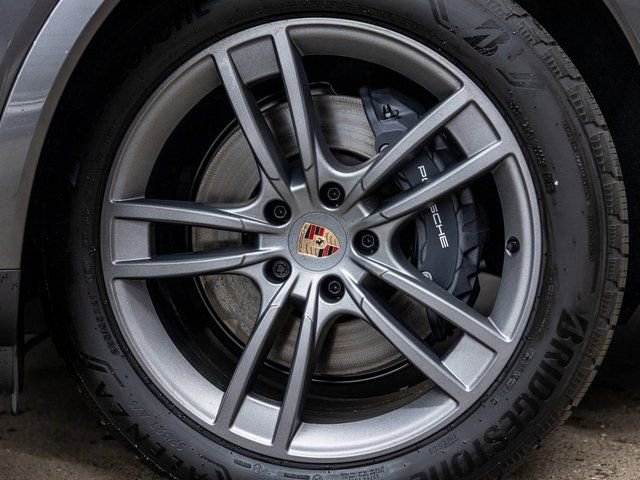 New 2026 Porsche Cayenne Coupe image 16