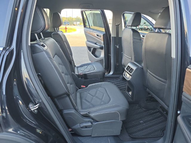 Used 2024 Volkswagen Atlas SE FWD image 10