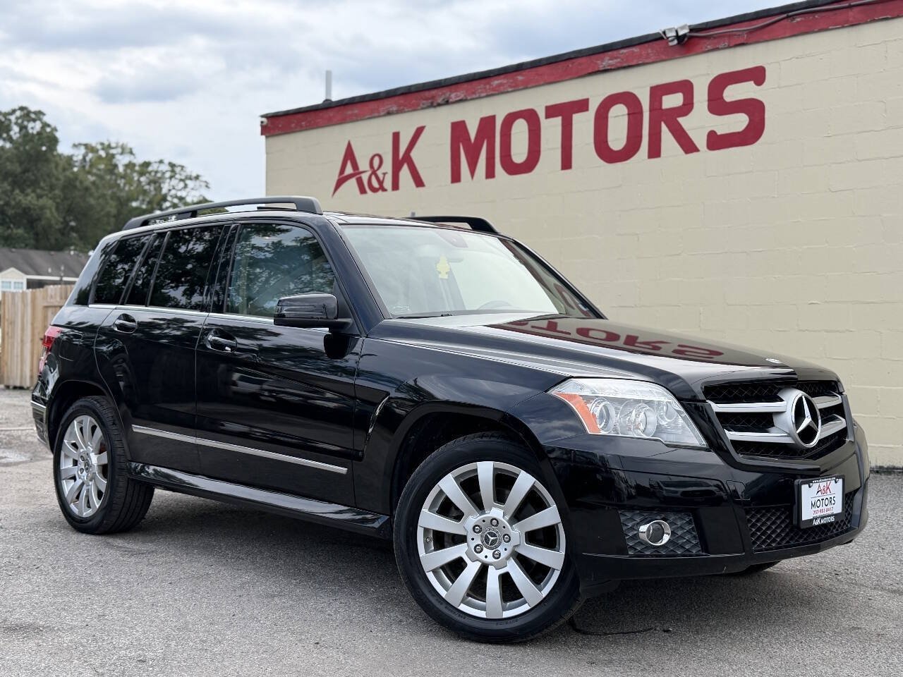 Used 2010 Mercedes-Benz GLK 350 4MATIC