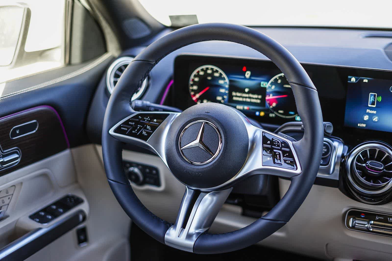 Used 2026 Mercedes-Benz GLB 250 image 18
