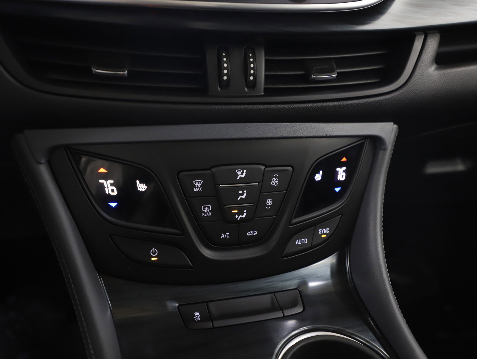 Used 2020 Buick Envision Premium image 24