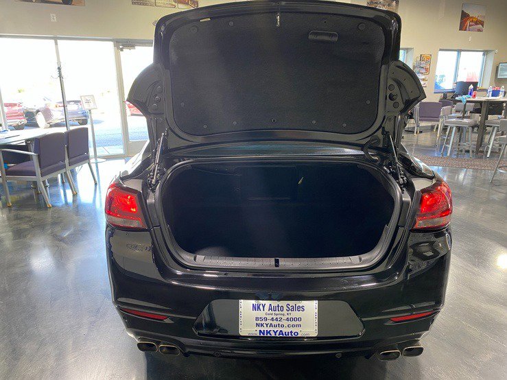 Used 2015 Chevrolet SS image 17