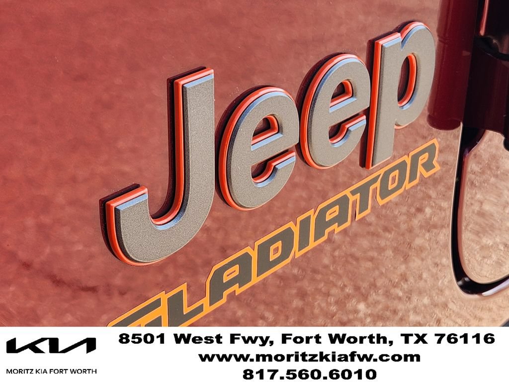 Used 2021 Jeep Gladiator Mojave AWD/4WD image 12