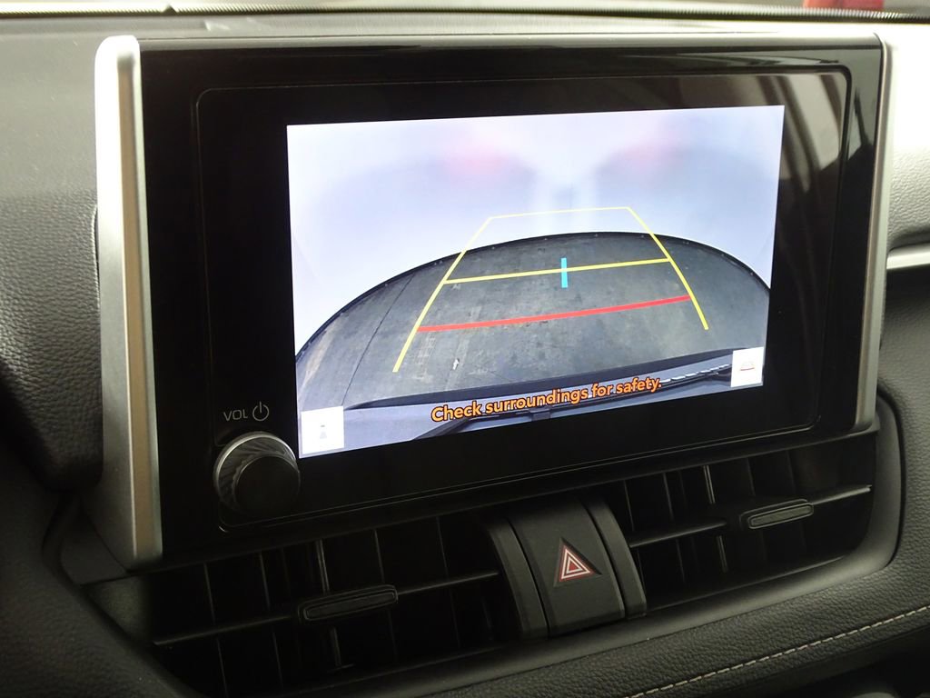 Used 2024 Toyota RAV4 LE image 8