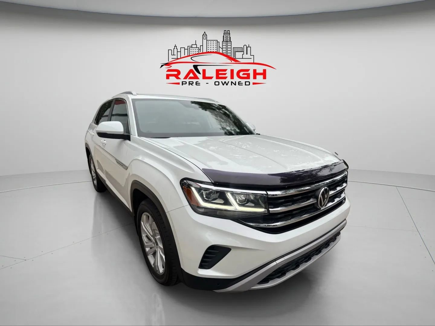 Used 2021 Volkswagen Atlas Cross Sport SEL image 11
