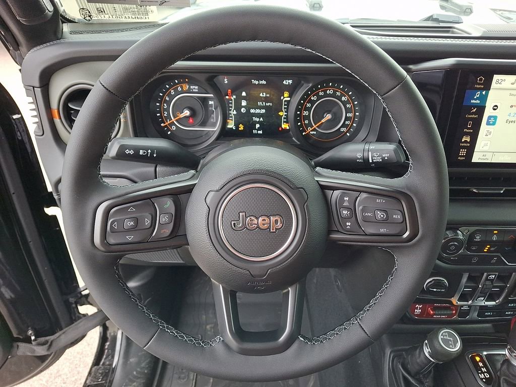 New 2026 Jeep Gladiator Mojave w/ Safety Group image 11