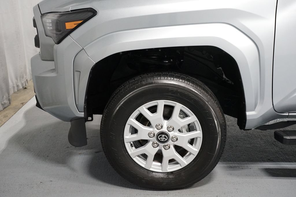 Certified 2025 Toyota Tacoma SR5 RWD image 5
