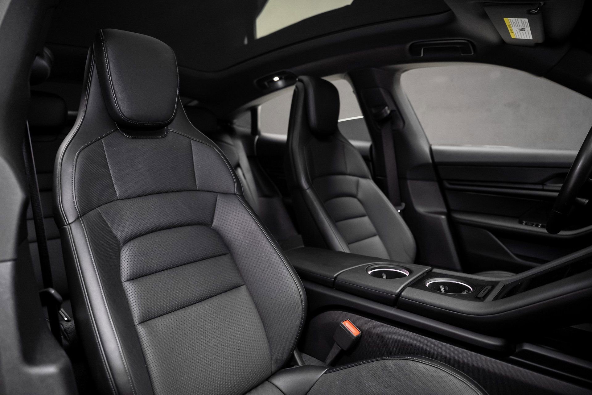 Used 2022 Porsche Taycan image 62