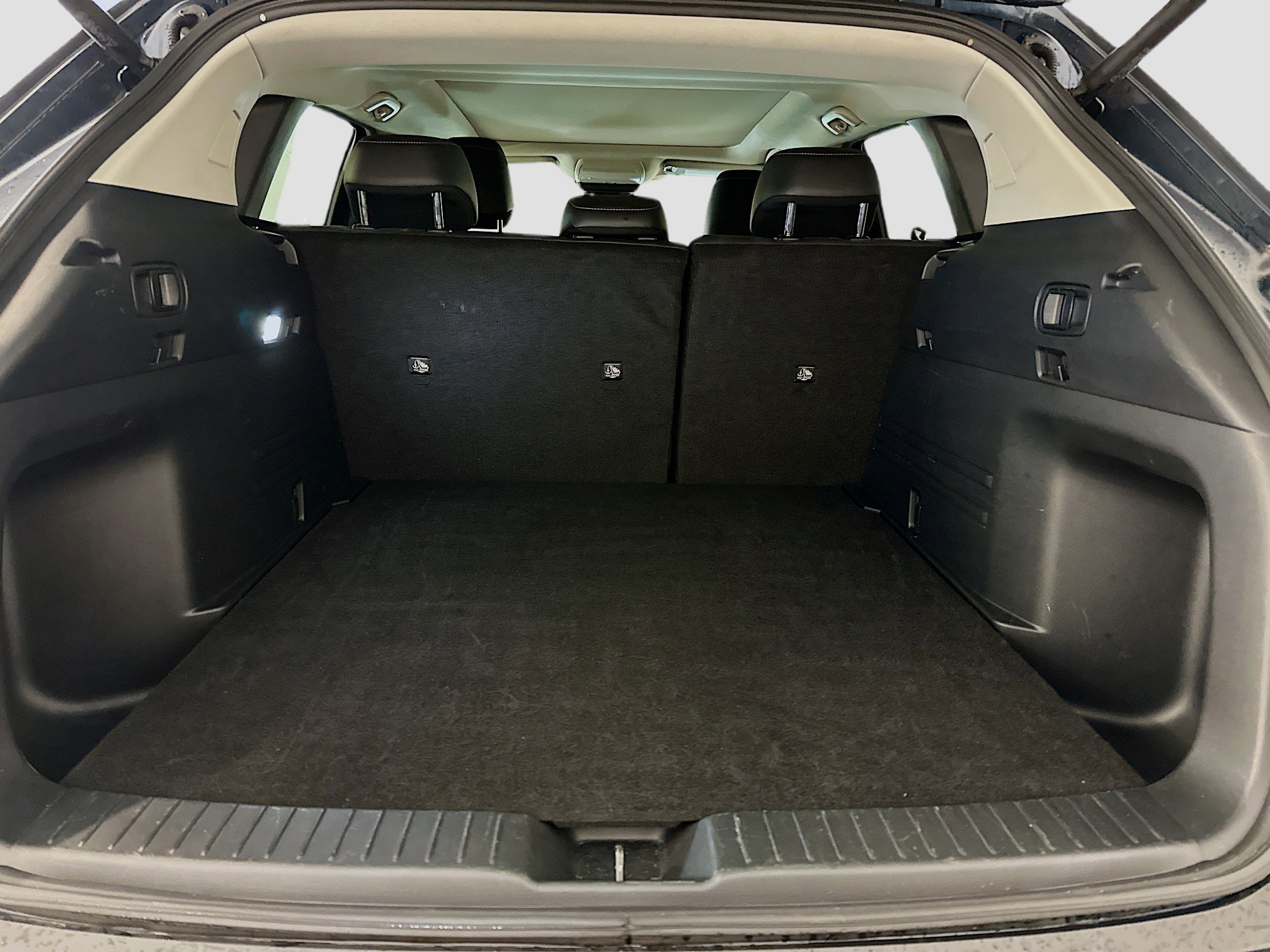 Used 2025 MAZDA CX-50 AWD 2.5 S w/ Premium Package image 31