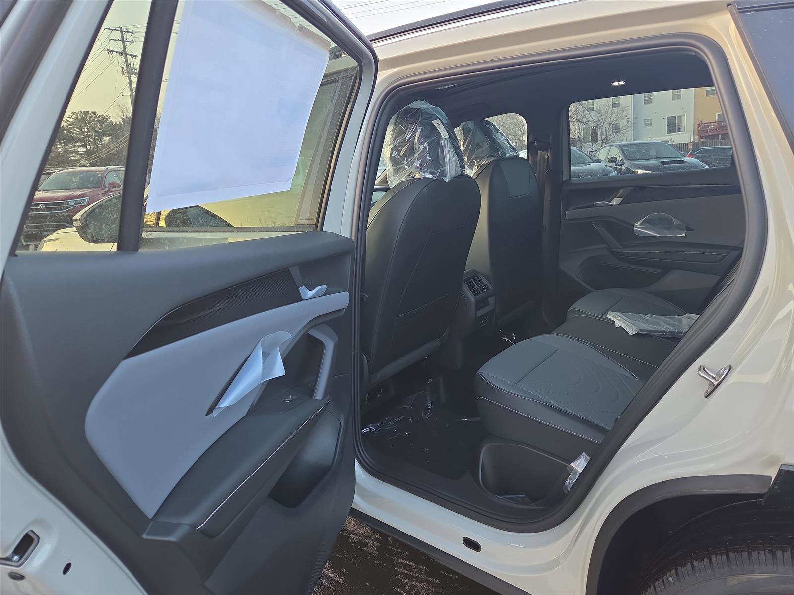 New 2026 Volkswagen Tiguan SE R-Line image 22